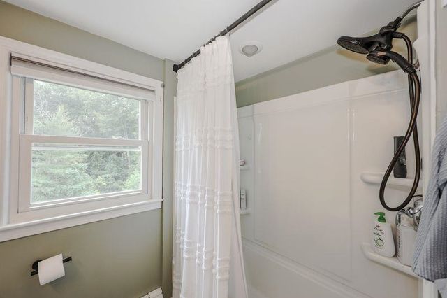 109 Pillsbury Road, Londonderry, NH 03053