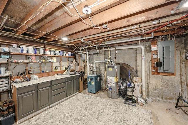 109 Pillsbury Road, Londonderry, NH 03053