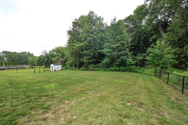 109 Pillsbury Road, Londonderry, NH 03053