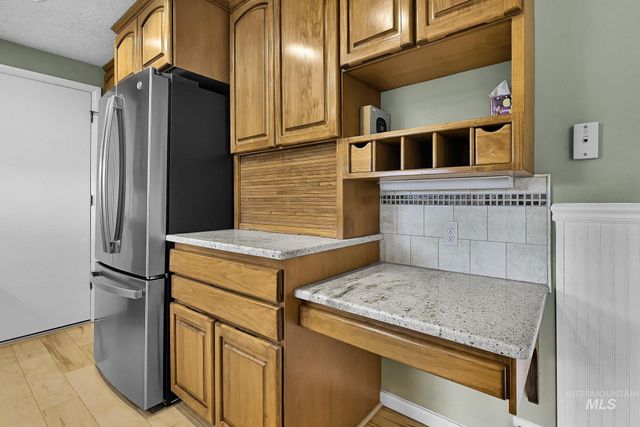 7625 W Cherrywood Dr, Boise, ID 83704