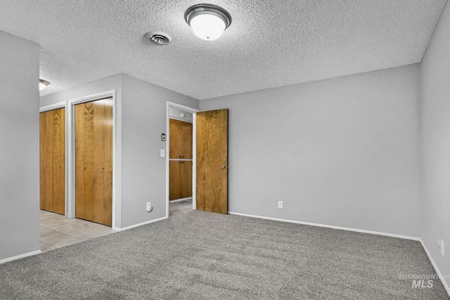 7625 W Cherrywood Dr, Boise, ID 83704