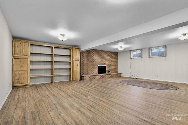 7625 W Cherrywood Dr, Boise, ID 83704