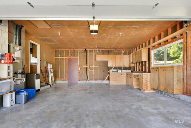 7625 W Cherrywood Dr, Boise, ID 83704