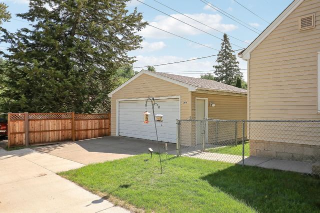 2949 Brunswick Avenue S, Saint Louis Park, MN 55416