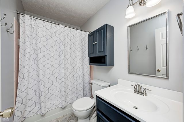 7523 Bramblewood Lane, Indianapolis, IN 46254