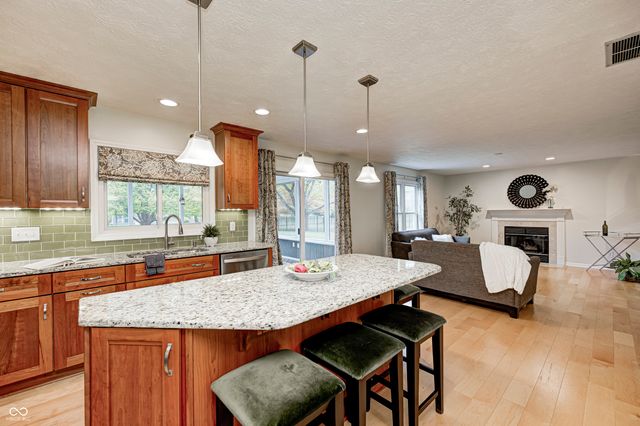 7523 Bramblewood Lane, Indianapolis, IN 46254