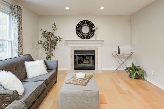 7523 Bramblewood Lane, Indianapolis, IN 46254