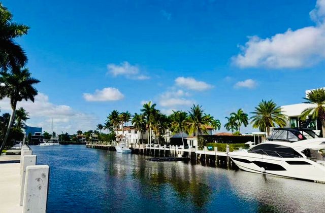 455 BONTONA Avenue, Fort Lauderdale, FL 33301