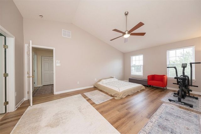 1909 Colonial Dr, Franklin Park, PA 15143