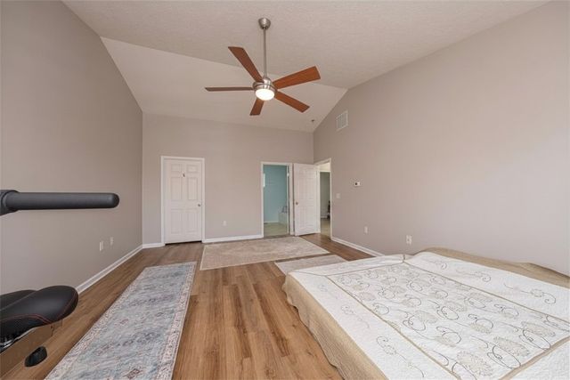 1909 Colonial Dr, Franklin Park, PA 15143