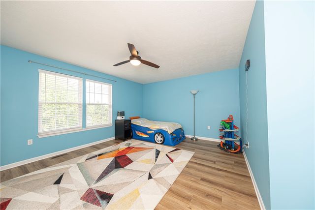1909 Colonial Dr, Franklin Park, PA 15143
