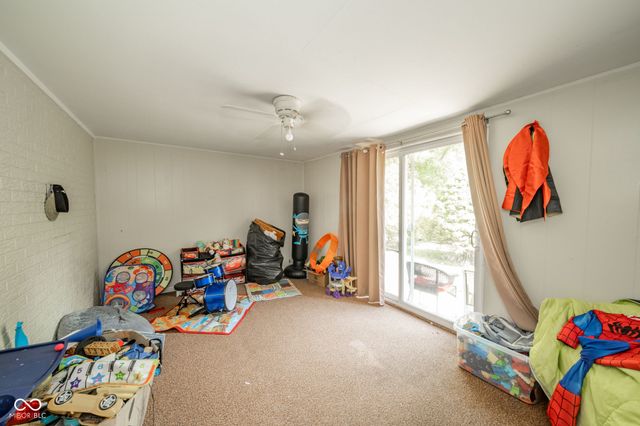 718 Longfellow Road, Anderson, IN 46011