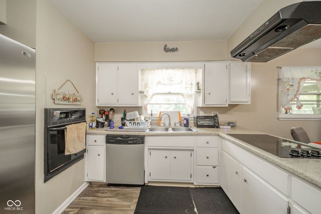 718 Longfellow Road, Anderson, IN 46011