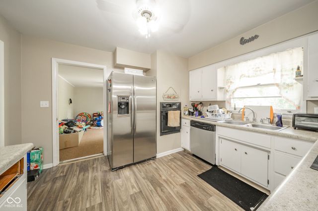 718 Longfellow Road, Anderson, IN 46011