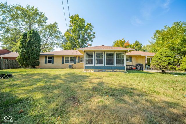 718 Longfellow Road, Anderson, IN 46011