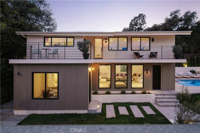 12162 Laurel Terrace Drive, Studio City, CA 91604