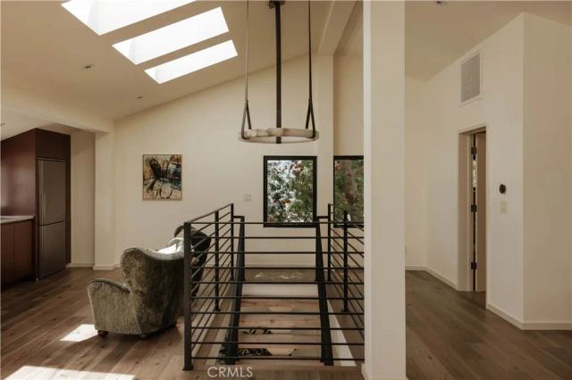 12162 Laurel Terrace Drive, Studio City, CA 91604