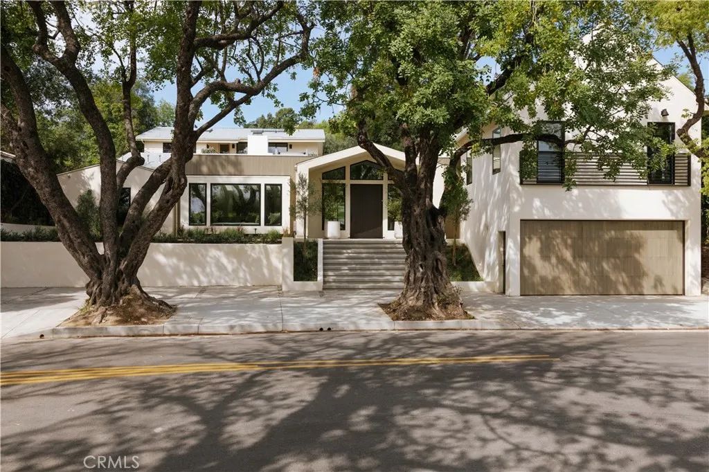 12162 Laurel Terrace Drive, Studio City, CA 91604