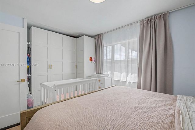 11416 SW 148th Ter, Miami, FL 33176