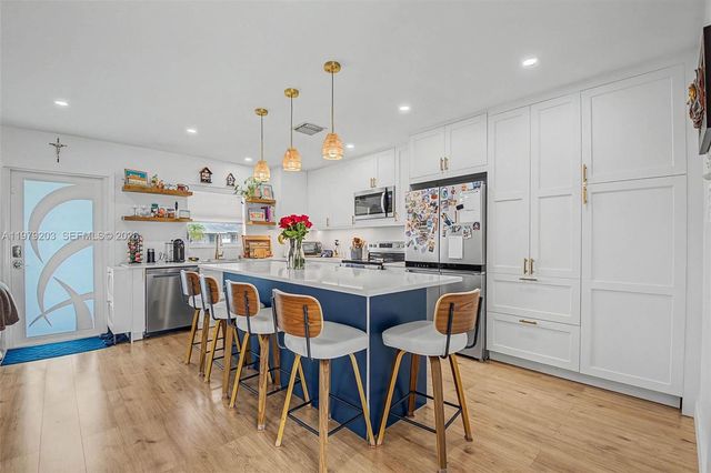 11416 SW 148th Ter, Miami, FL 33176