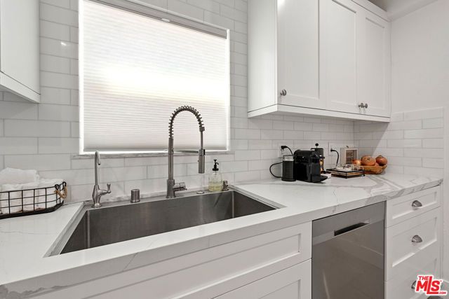 1236 S Mullen Avenue, Los Angeles, CA 90019