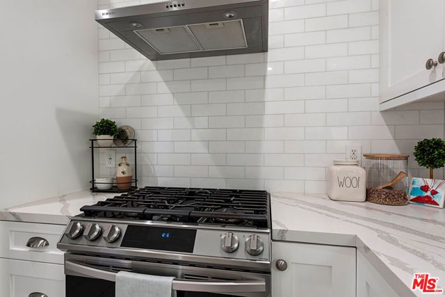1236 S Mullen Avenue, Los Angeles, CA 90019