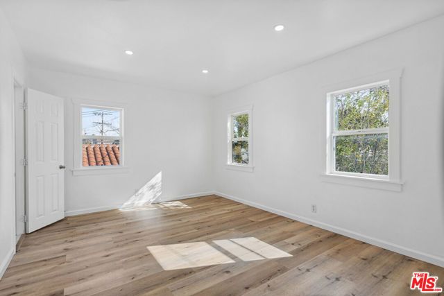 1236 S Mullen Avenue, Los Angeles, CA 90019