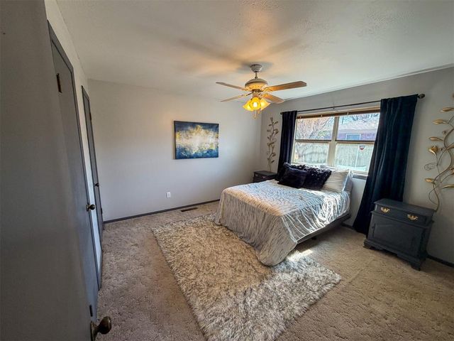 1518 Cinderella Avenue, Norman, OK 73072