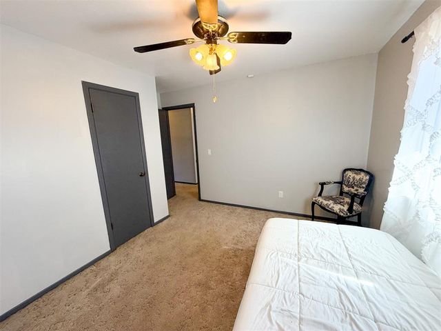 1518 Cinderella Avenue, Norman, OK 73072