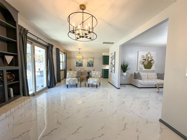 1518 Cinderella Avenue, Norman, OK 73072