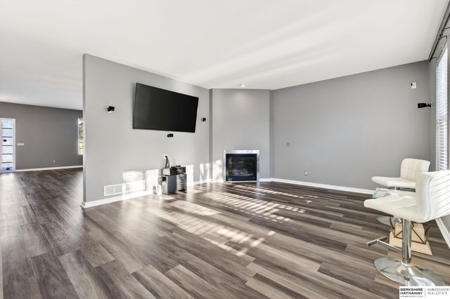 8108 N 149 Avenue, Bennington, NE 68007