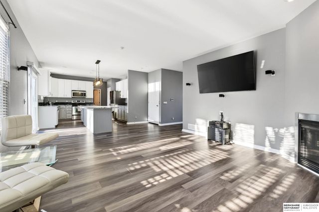 8108 N 149 Avenue, Bennington, NE 68007