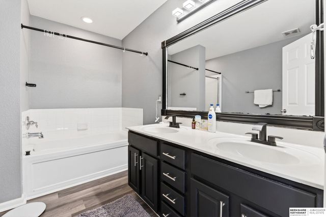 8108 N 149 Avenue, Bennington, NE 68007