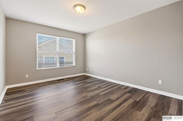 8108 N 149 Avenue, Bennington, NE 68007