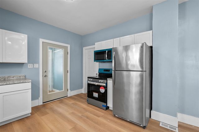 901 Clarence Street, Kalamazoo, MI 49001