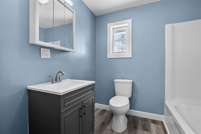 901 Clarence Street, Kalamazoo, MI 49001