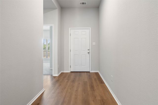 20004 Lee LN, Lago Vista, TX 78645