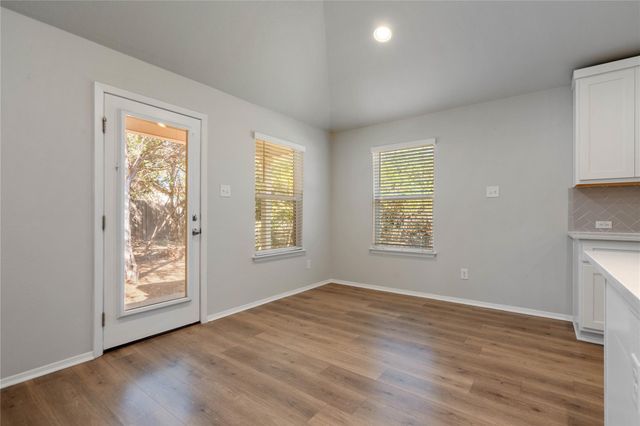 20004 Lee LN, Lago Vista, TX 78645