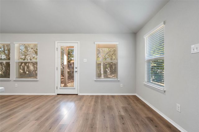 20004 Lee LN, Lago Vista, TX 78645