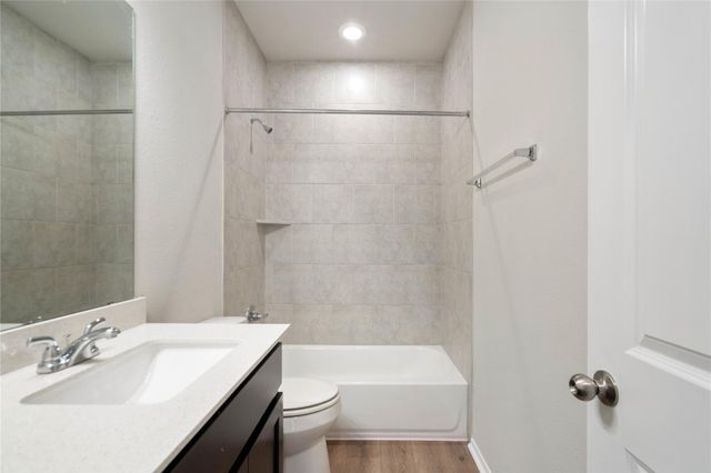 20004 Lee LN, Lago Vista, TX 78645