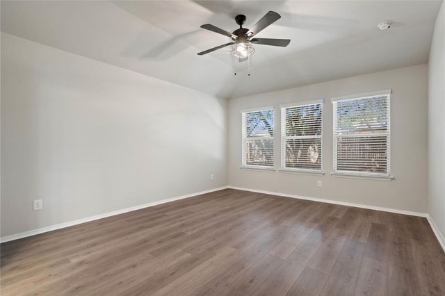 20004 Lee LN, Lago Vista, TX 78645