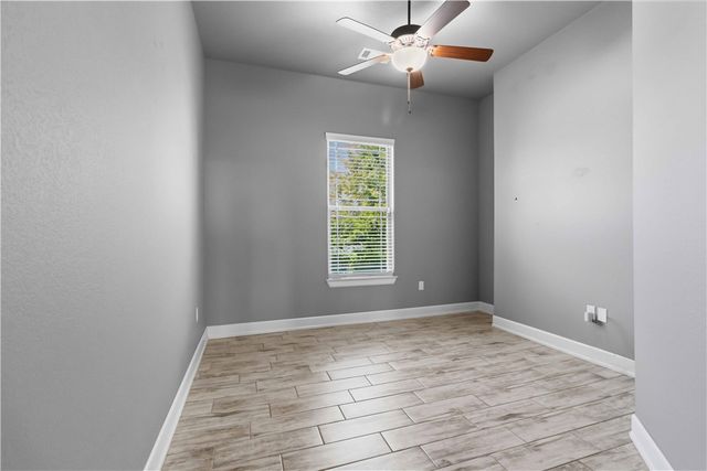 1340 Sweetbriar Circle, Centerton, AR 72719