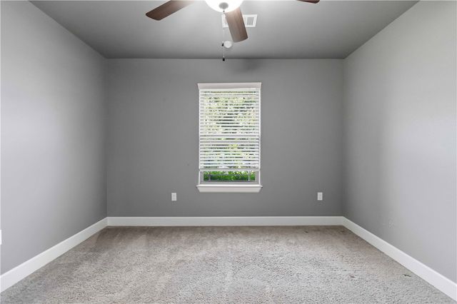 1340 Sweetbriar Circle, Centerton, AR 72719