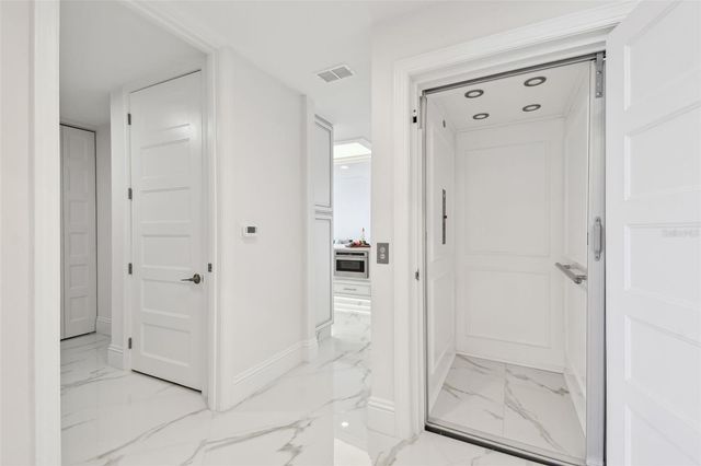 1560 GULF BOULEVARD 306, Clearwater Beach, FL 33767