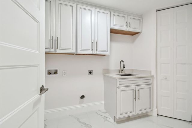 1560 GULF BOULEVARD 306, Clearwater Beach, FL 33767