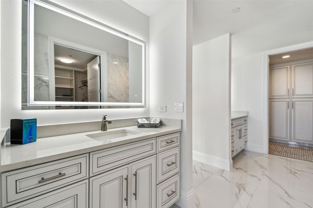 1560 GULF BOULEVARD 306, Clearwater Beach, FL 33767