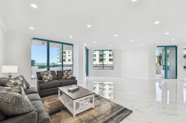 1560 GULF BOULEVARD 306, Clearwater Beach, FL 33767