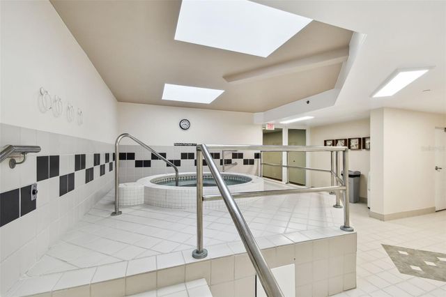 1560 GULF BOULEVARD 306, Clearwater Beach, FL 33767