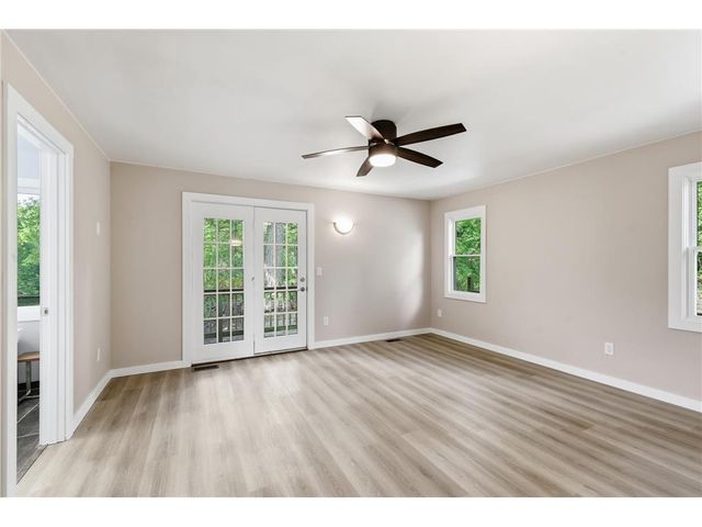 9786 Lower 167th Street, Lakeville, MN 55044