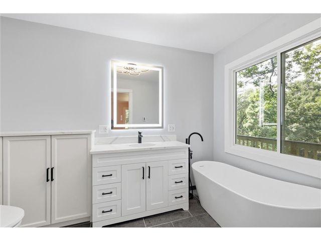 9786 Lower 167th Street, Lakeville, MN 55044